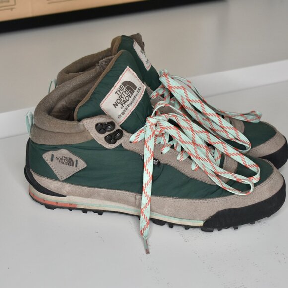 The North Face Back-to-Berkeley II Insulated Boots - Picture 3 of 9